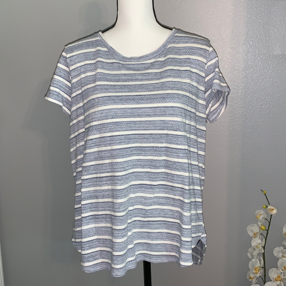 LC Lauren Conrad Top! Back Bow! Size XXL